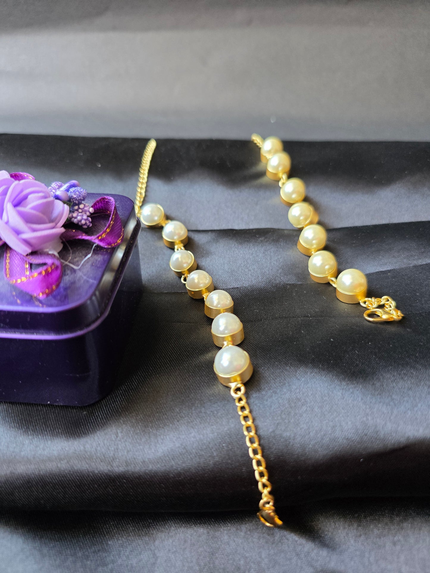 Samaira Pearl Bracelet
