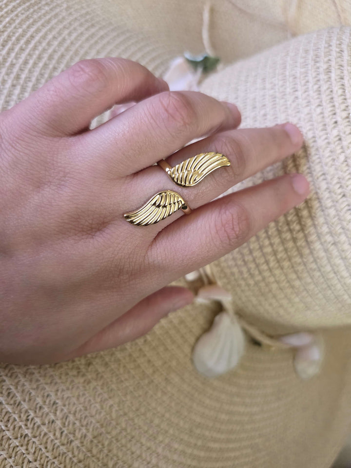 Serel Wing Ring