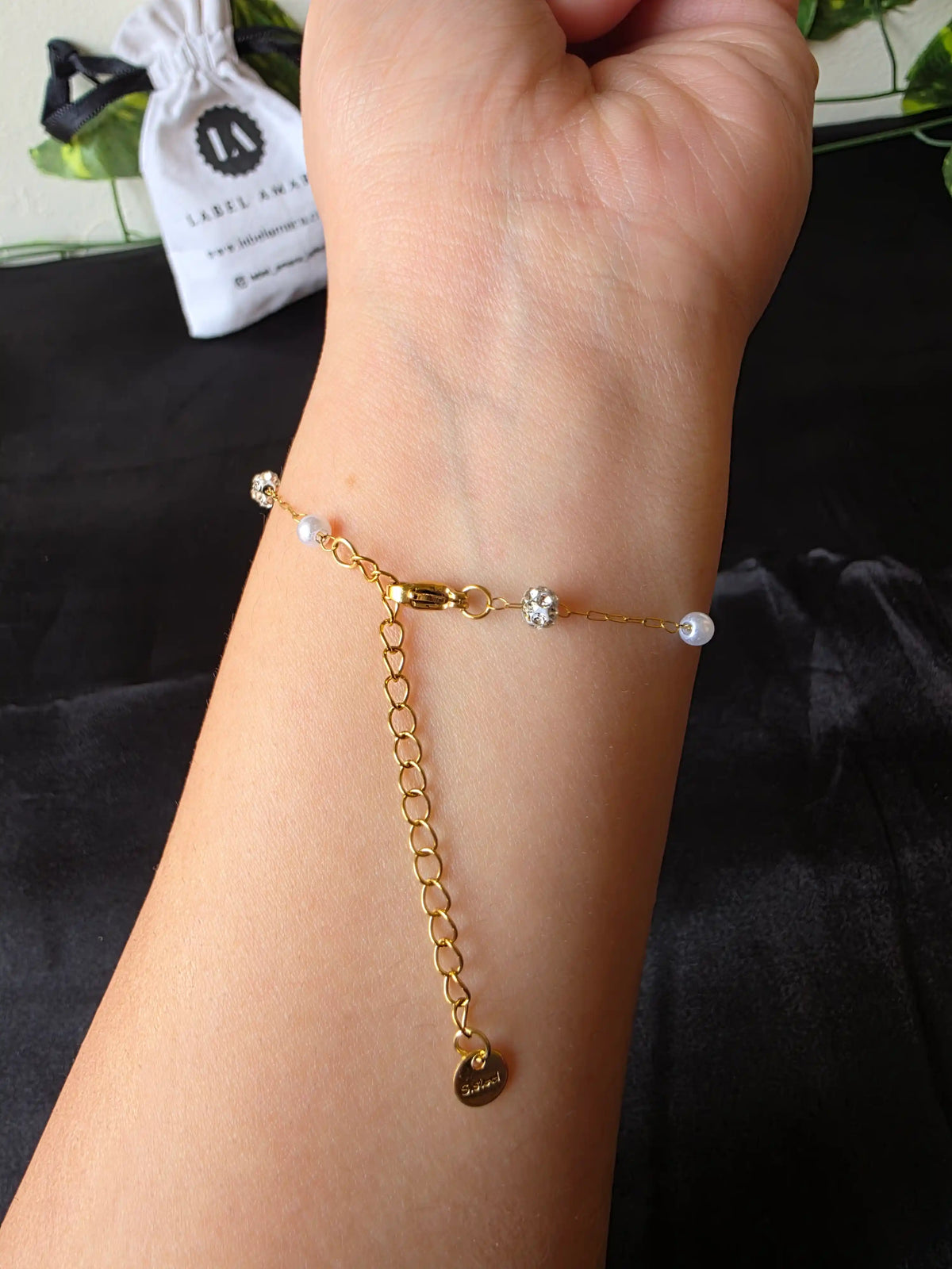 Mira Pearl Bracelet