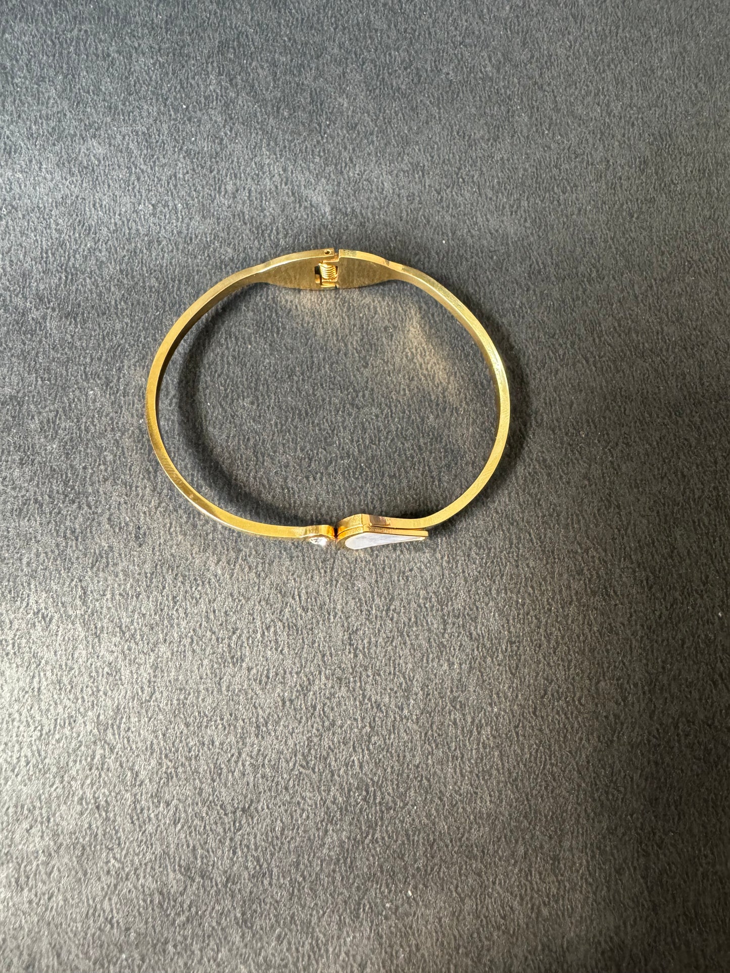 Elegant Edge Triangle Bracelet