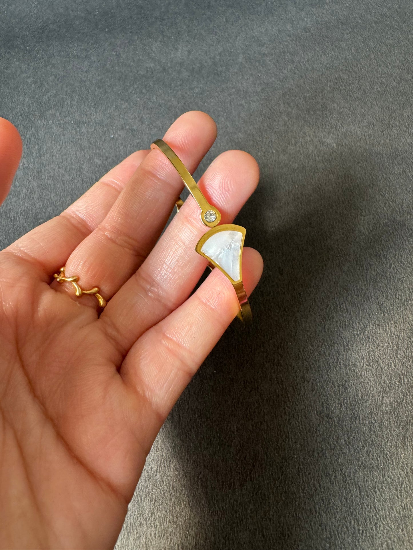 Elegant Edge Triangle Bracelet