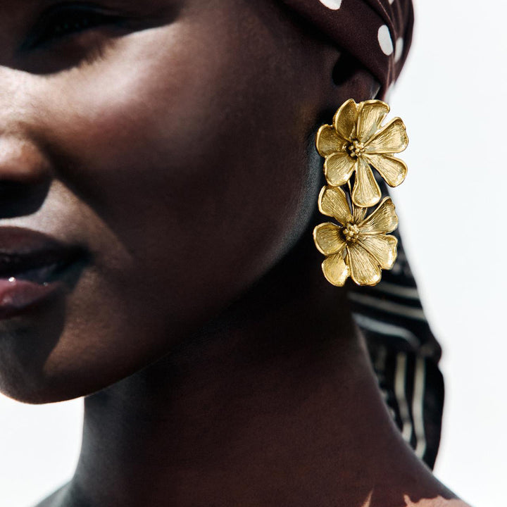 Rivara Bloom Earrings