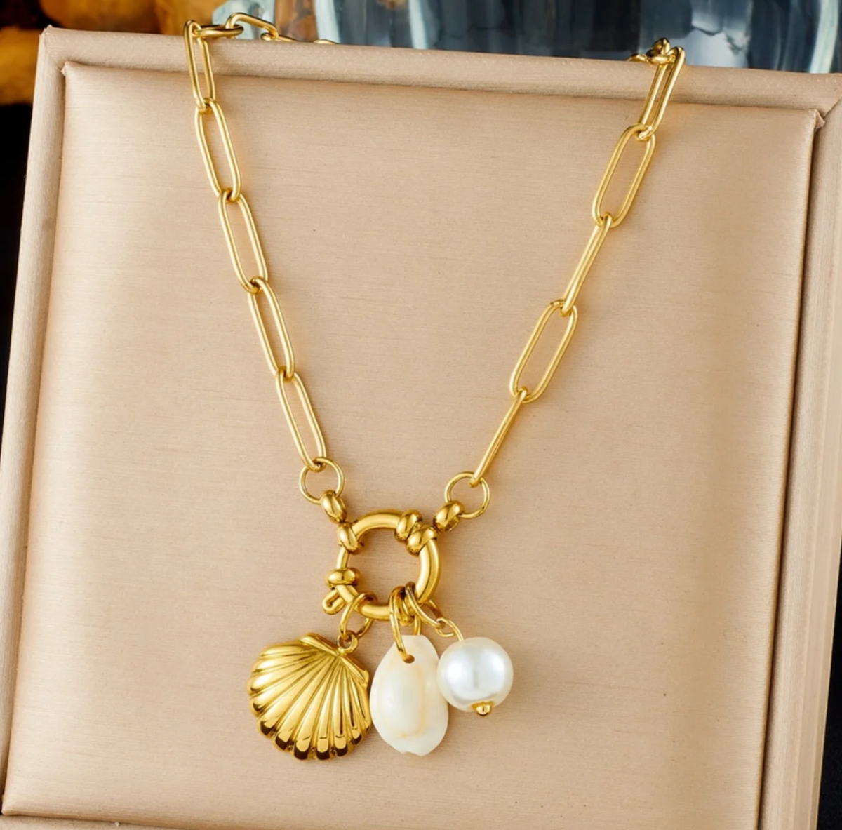 Pearla Necklace
