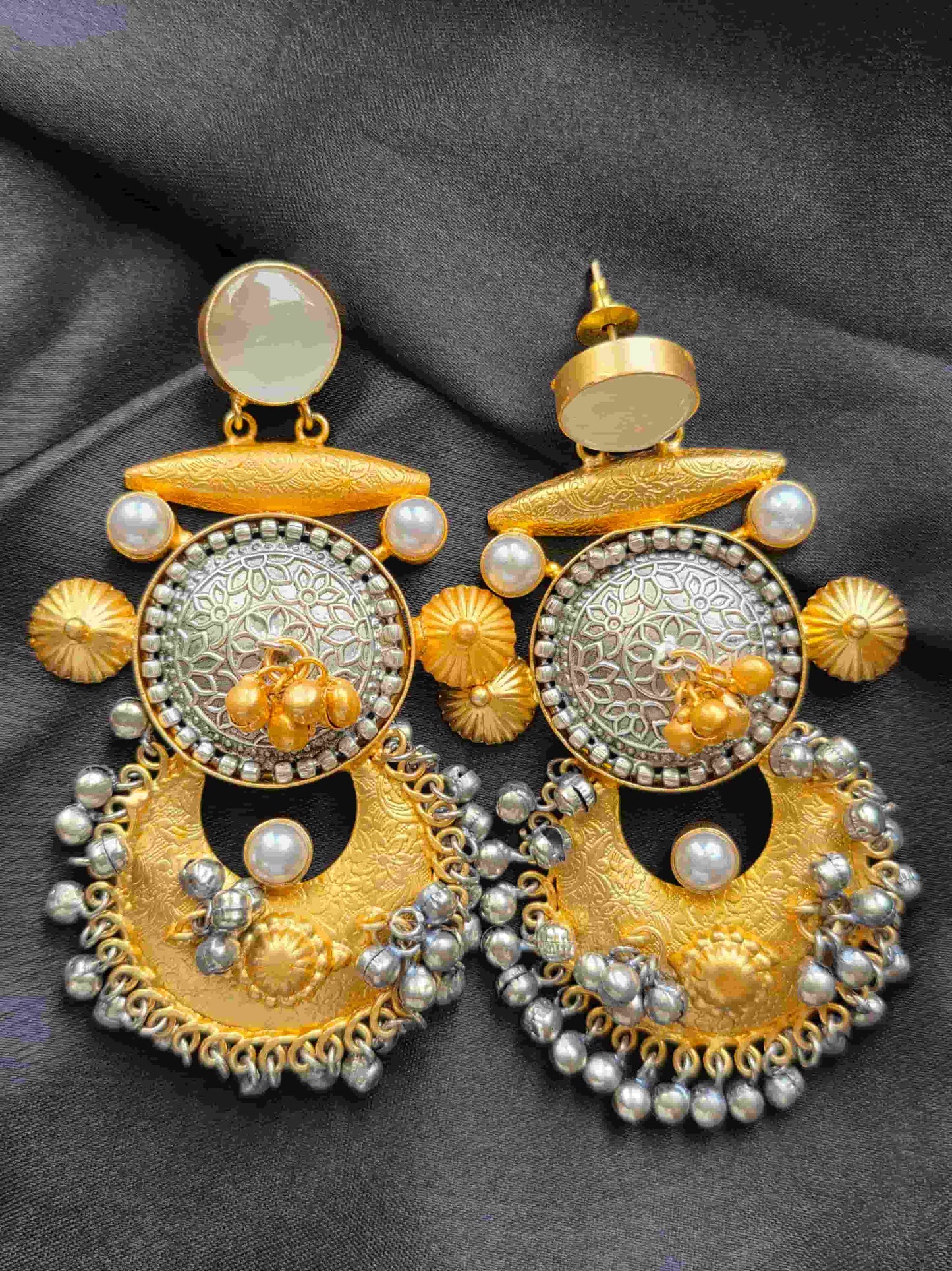 Aarunya Dual-Tone Statement Chandbalis