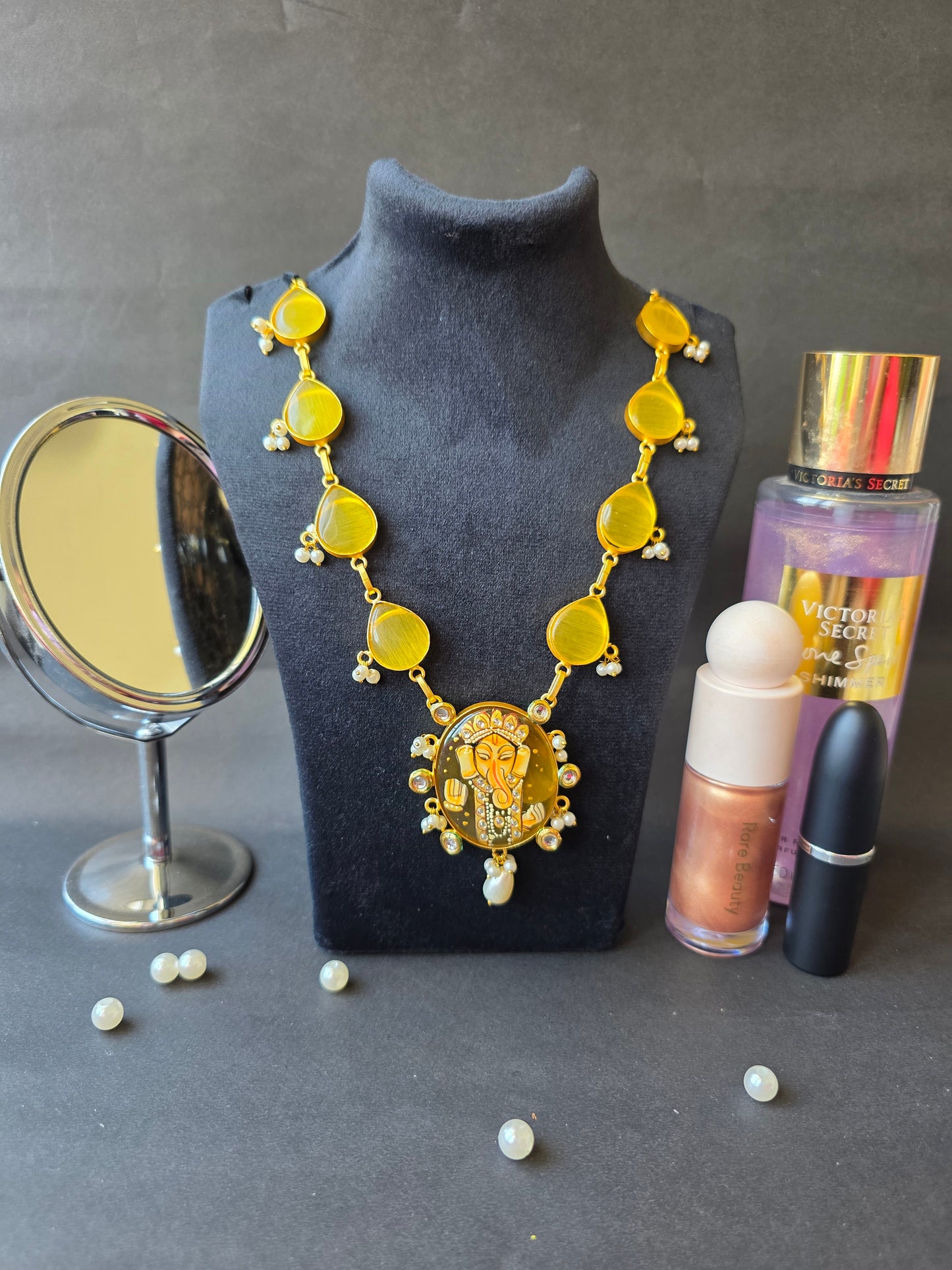 Morya Necklace Set