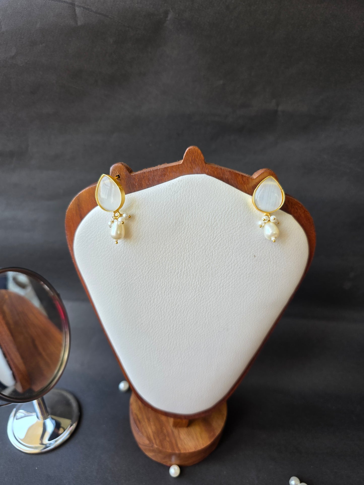 Morya Necklace Set