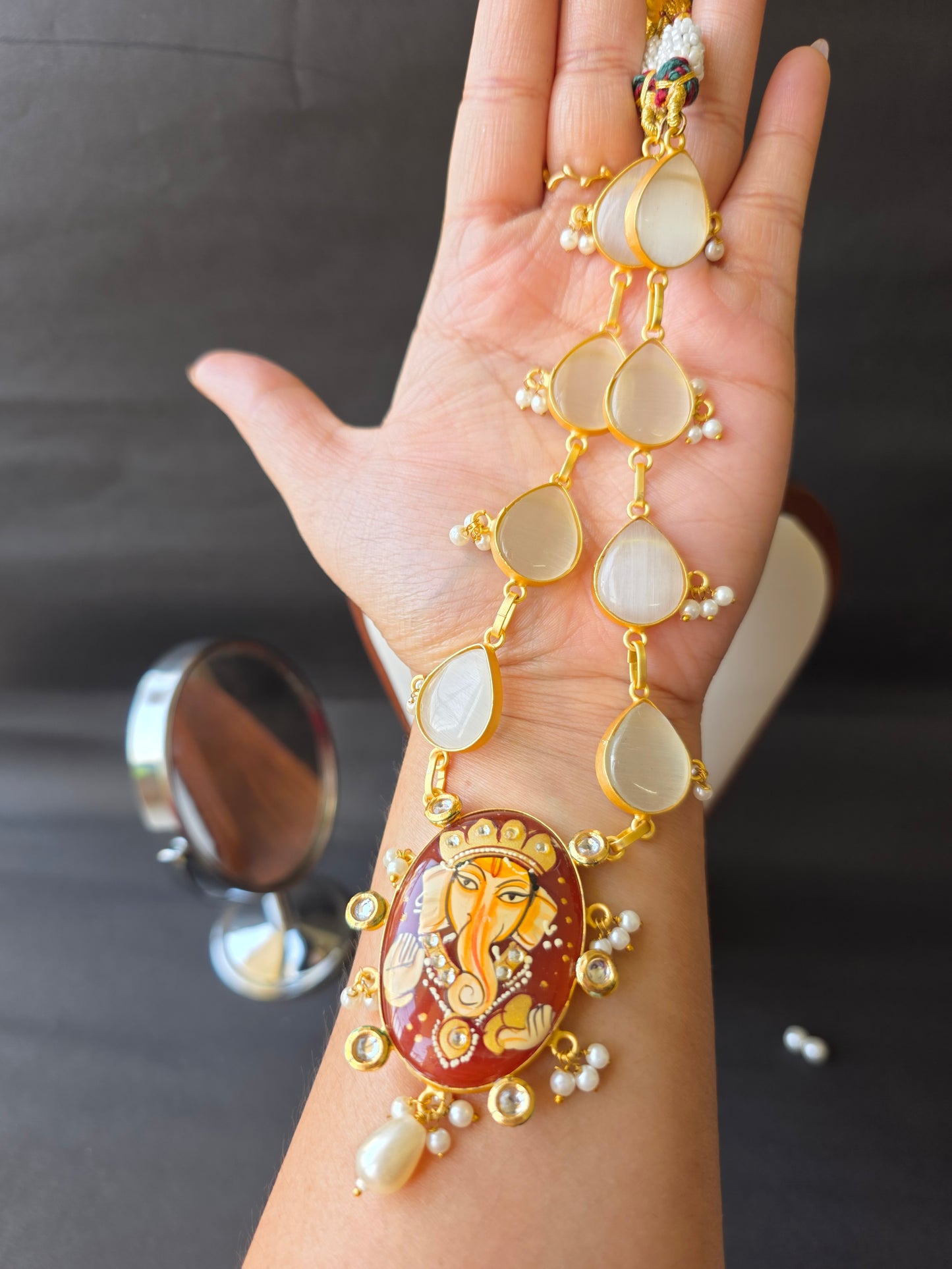 Morya Necklace Set