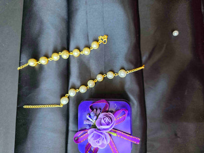 Samaira Pearl Bracelet