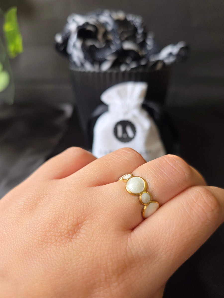 Lysara Ring