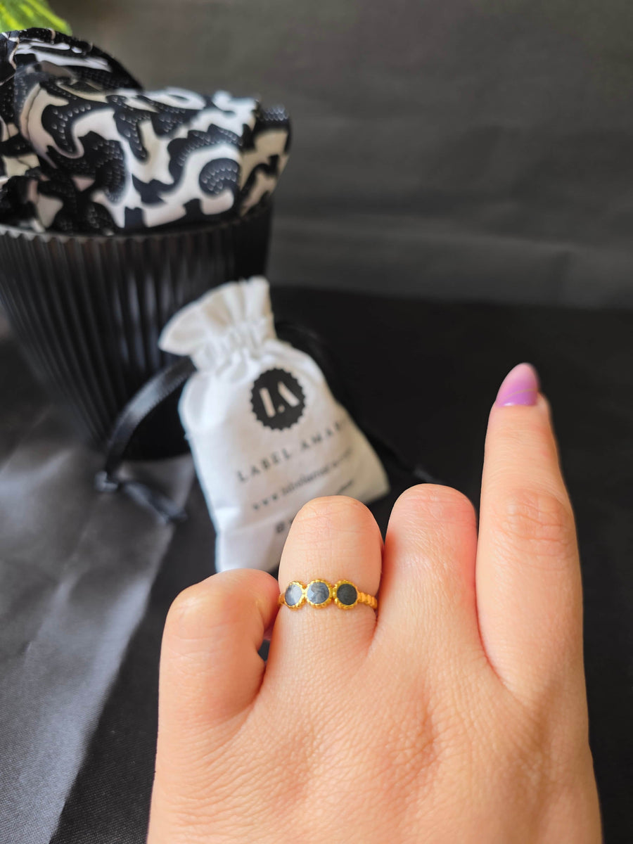 Morvella Dusk Ring
