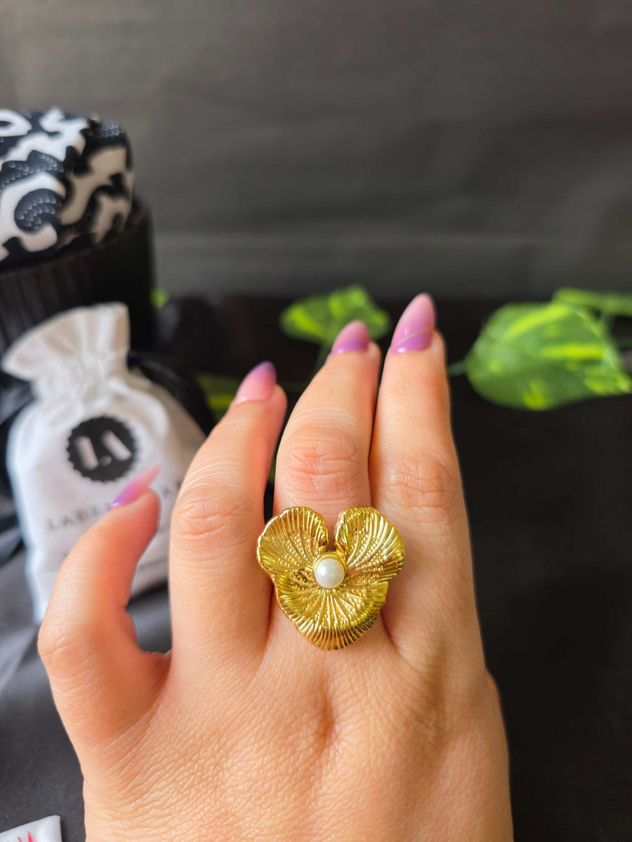 Elara Veil Ring