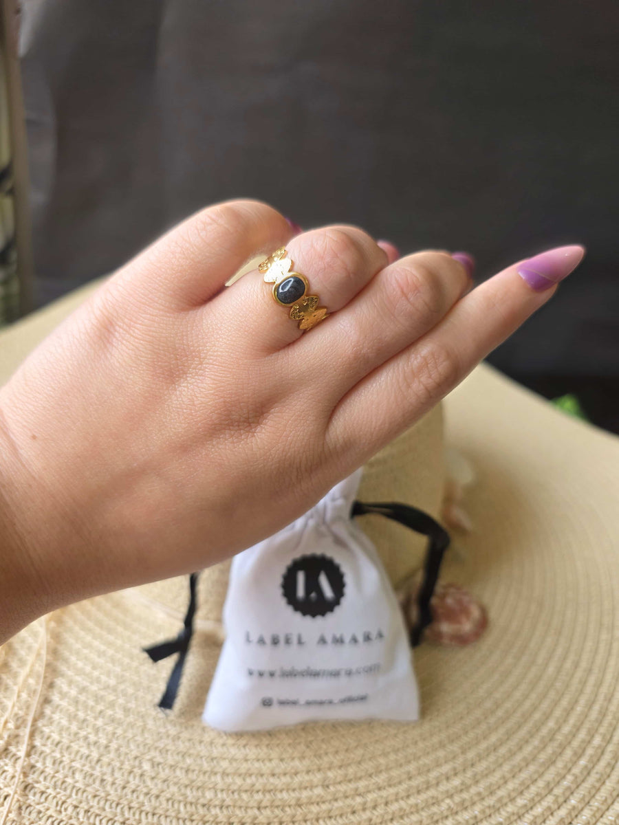 Elandor Crest Ring