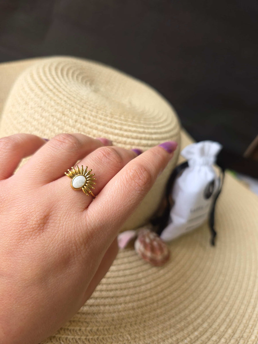Aureth Dawn Ring