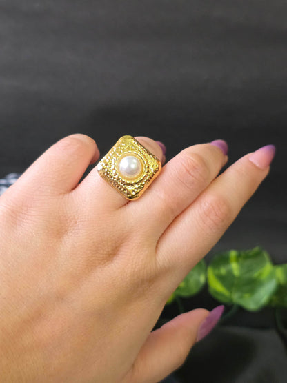 Clyra Ring