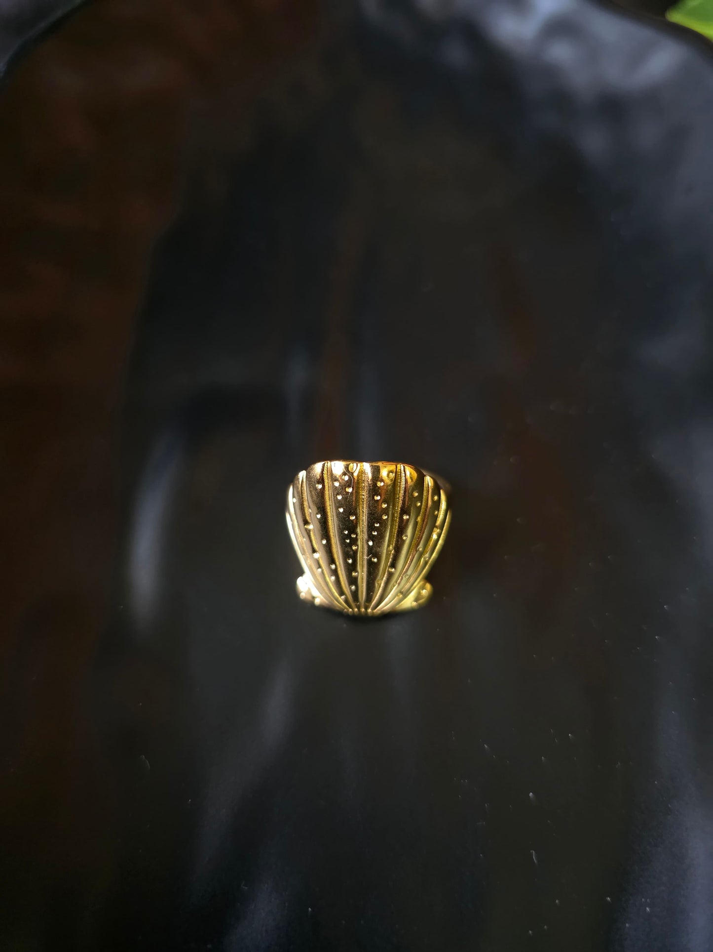 Corinne Shell Ring