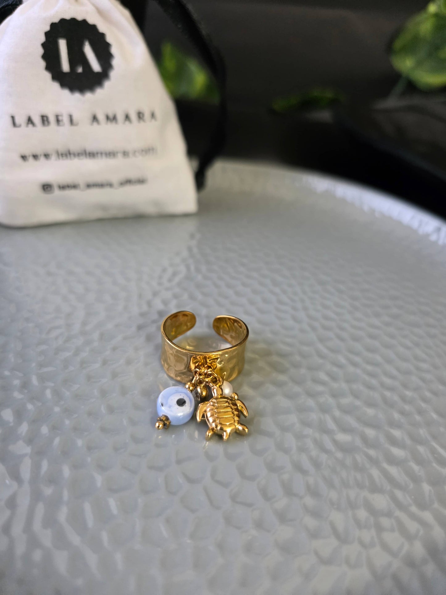 Calyra Ring