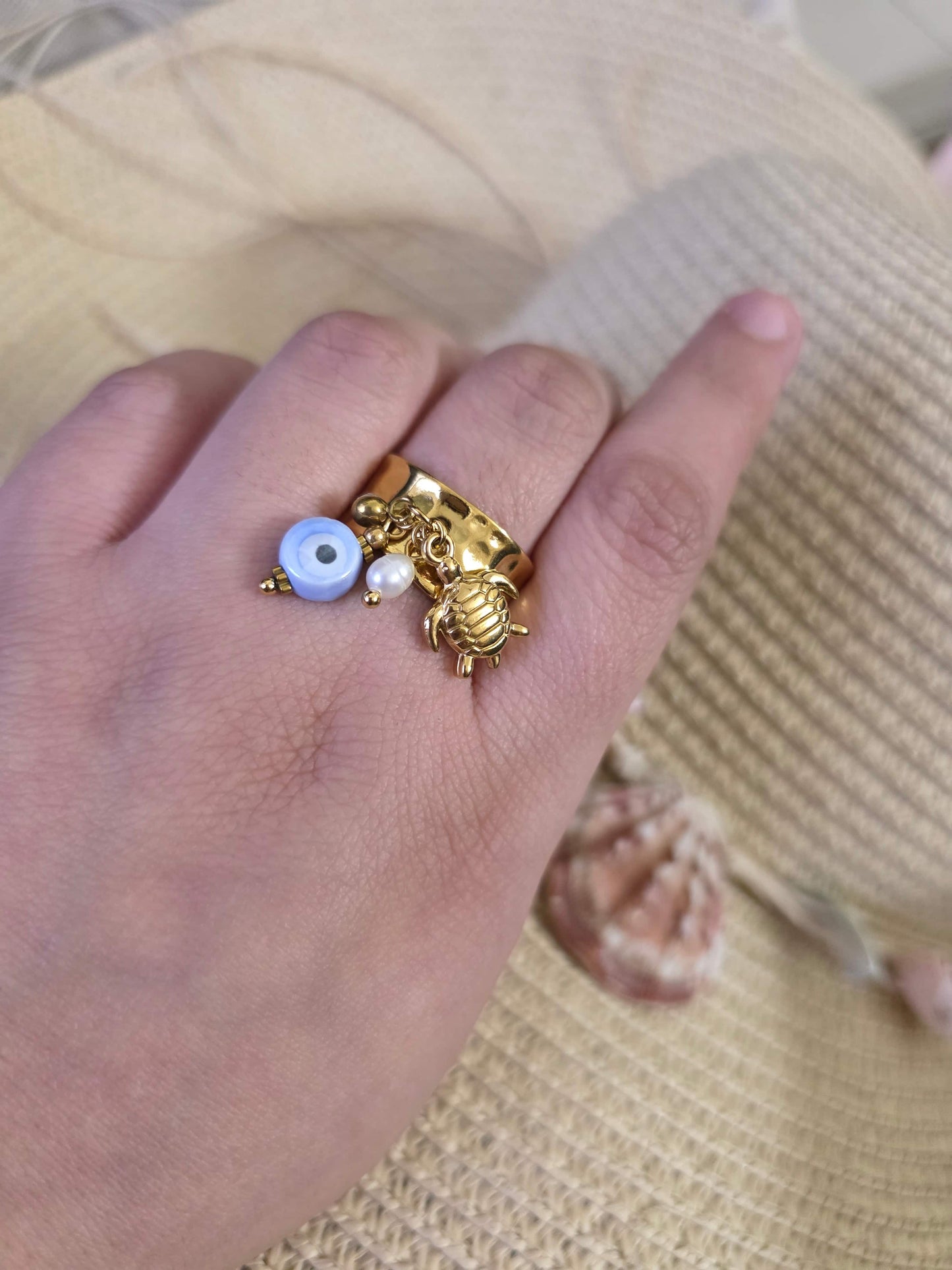 Calyra Ring