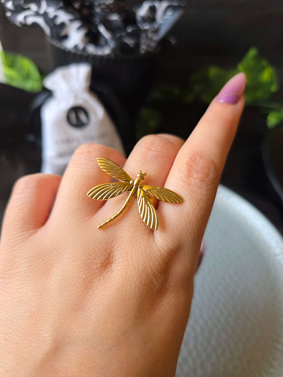 Lyraflie Ring