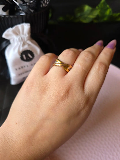 Triavelle Ring