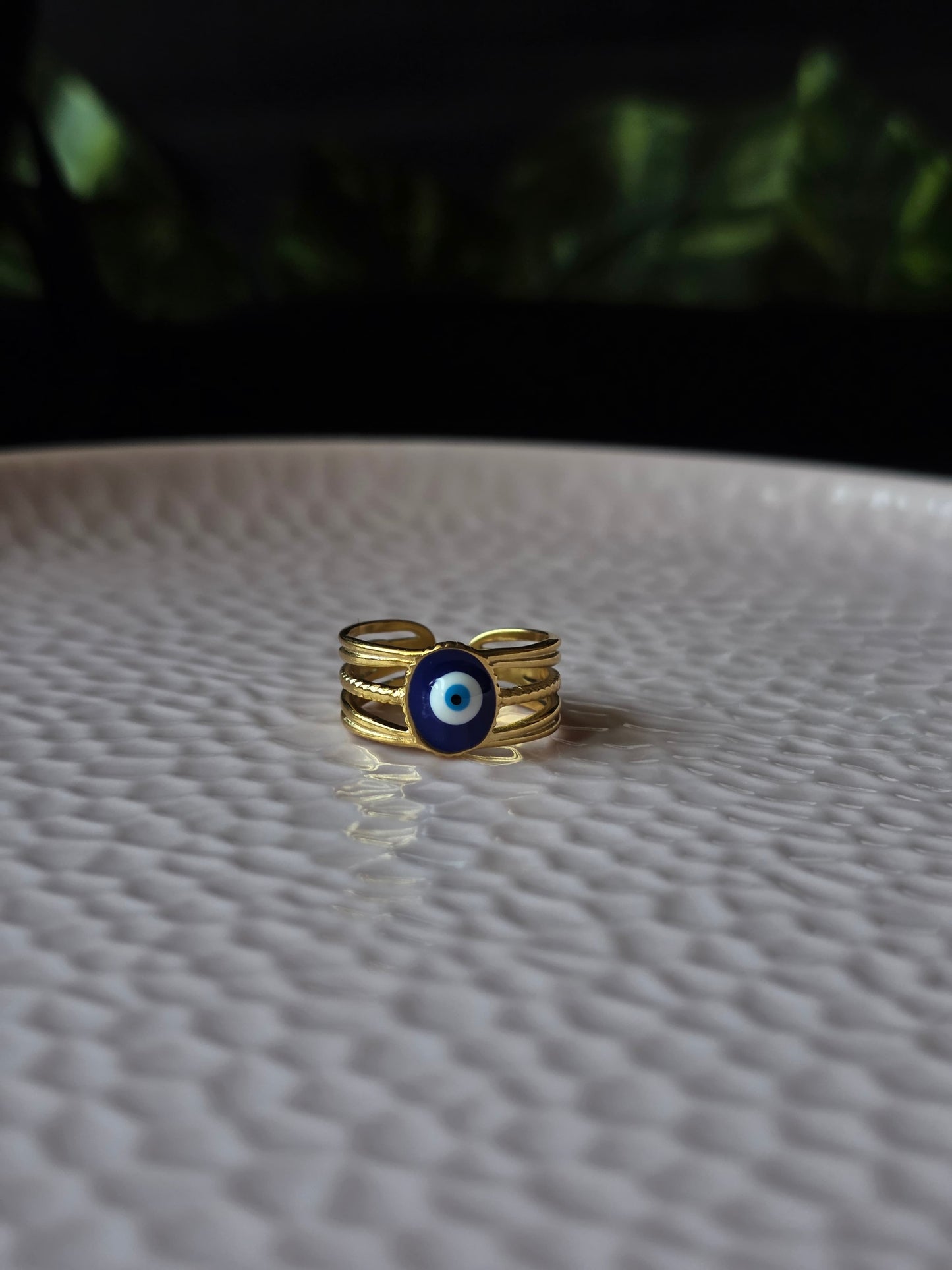 Aurenza Eye Ring