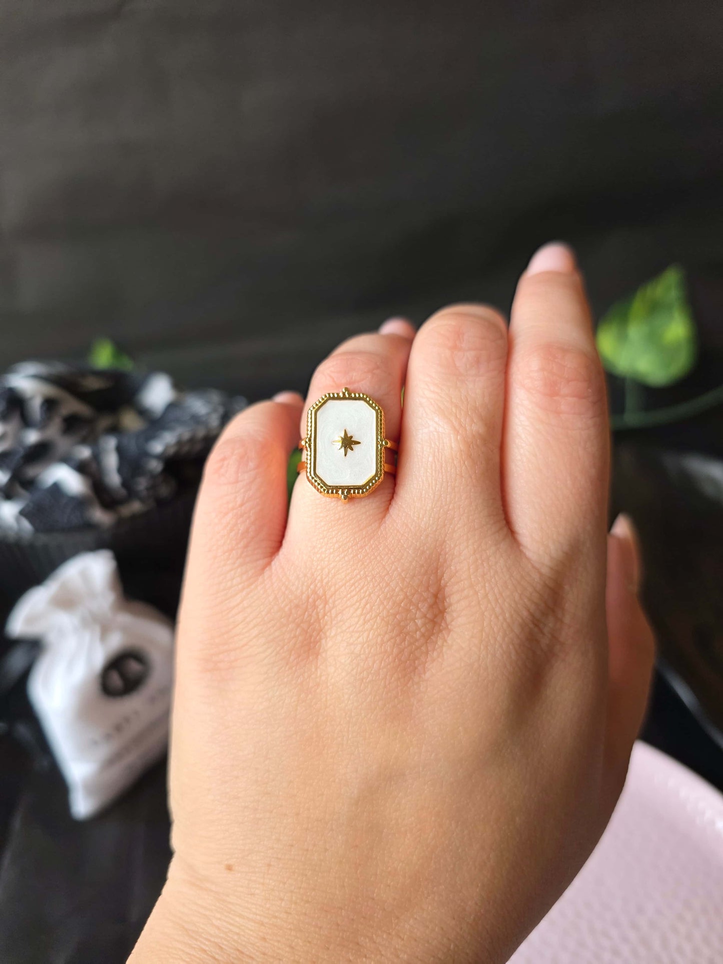 Ismara Starlet Ring