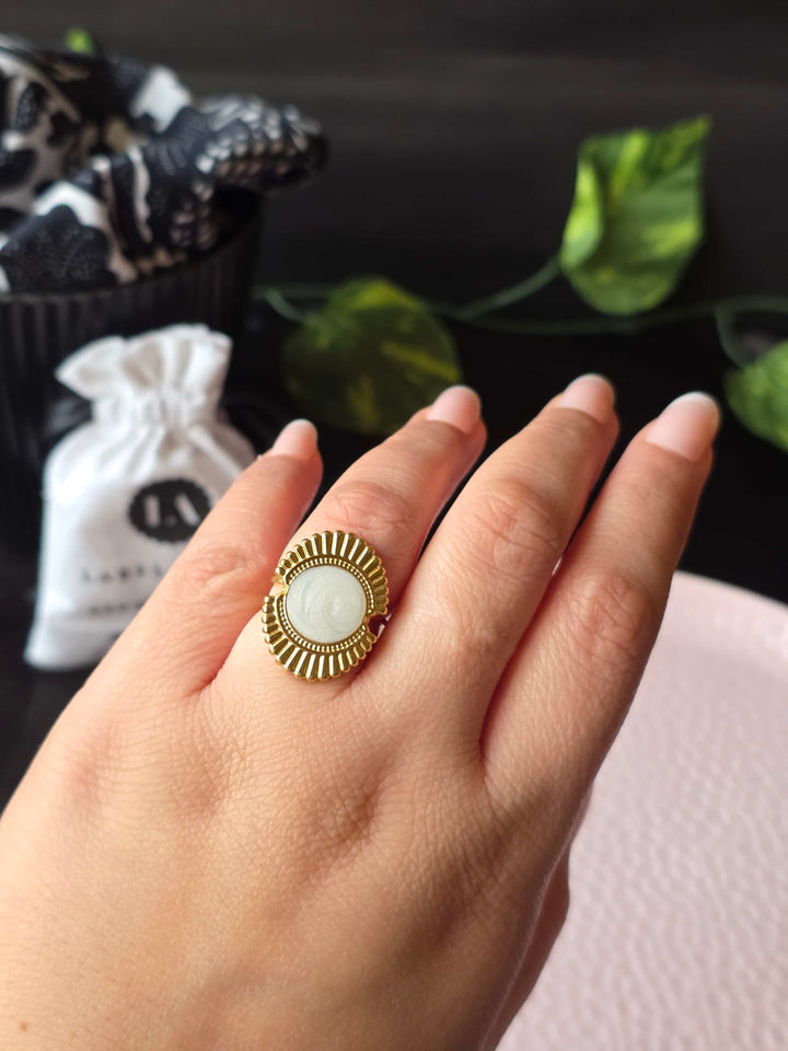 Corvella Radiant Ring