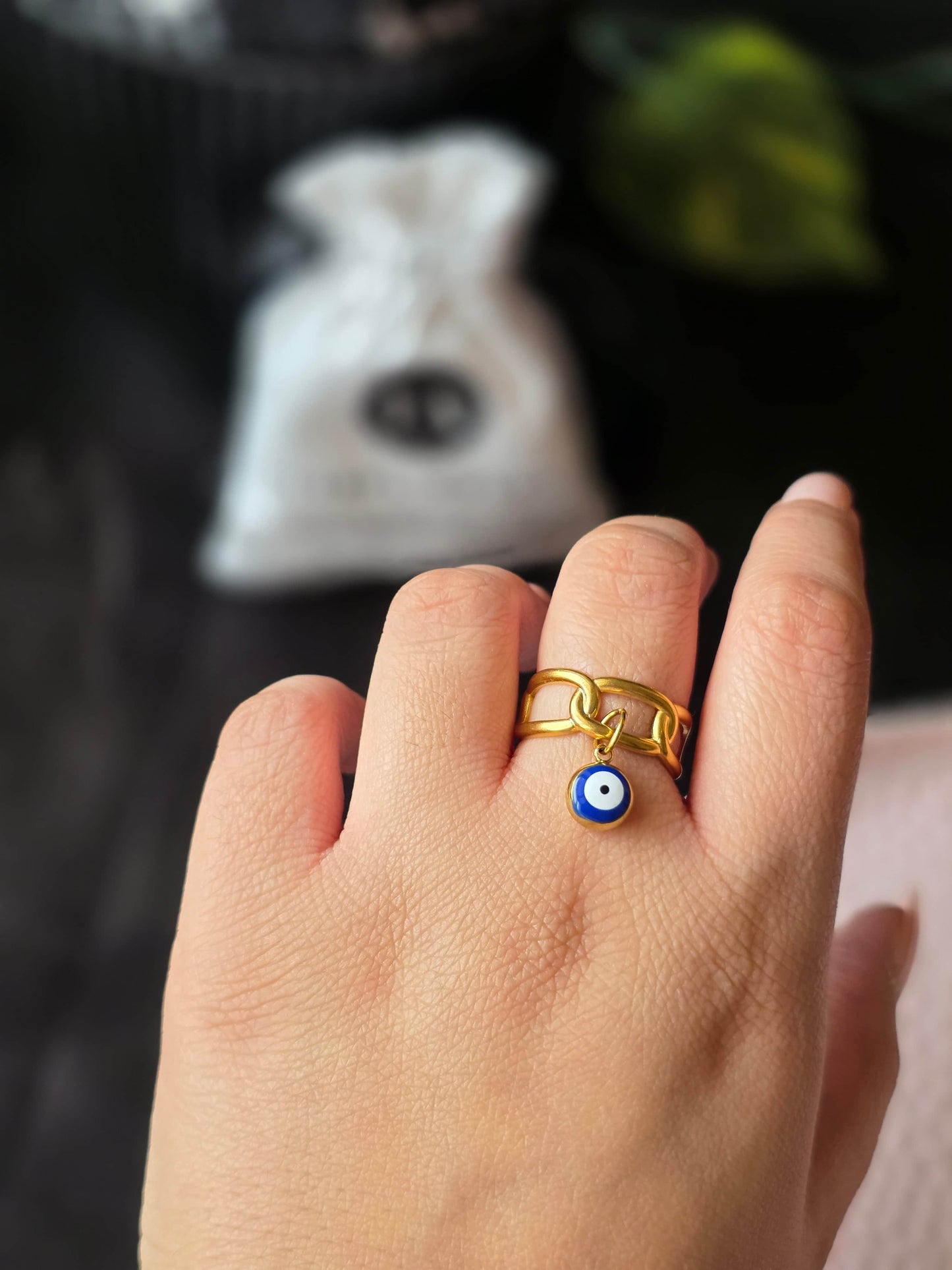 Lyara Gaze Ring