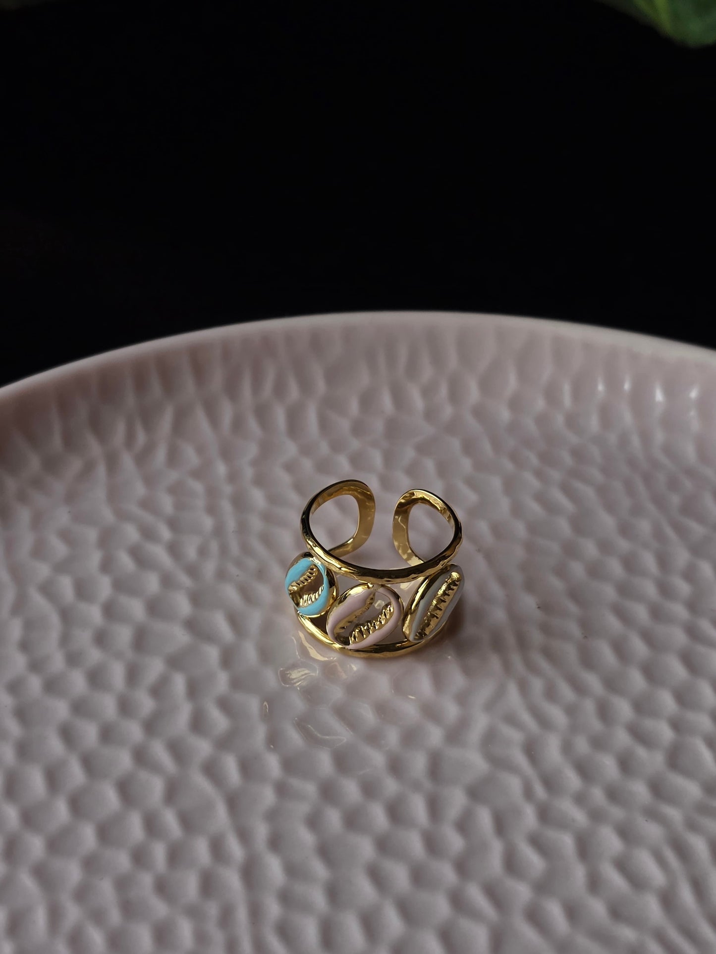 Ceralune Ring