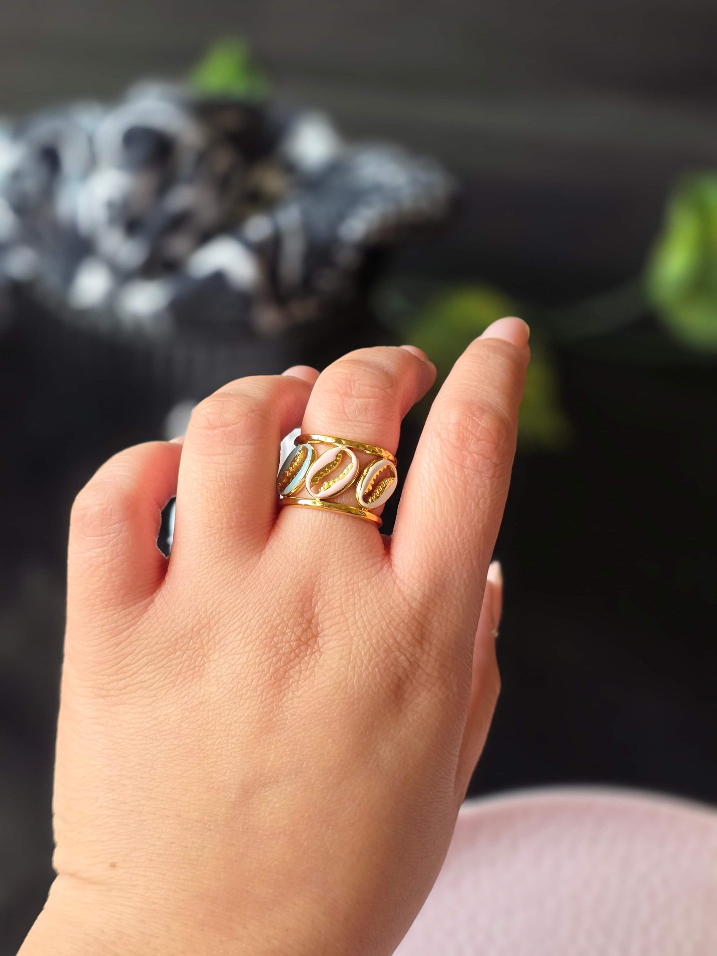 Ceralune Ring