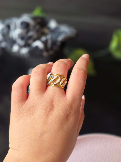 Ceralune Ring