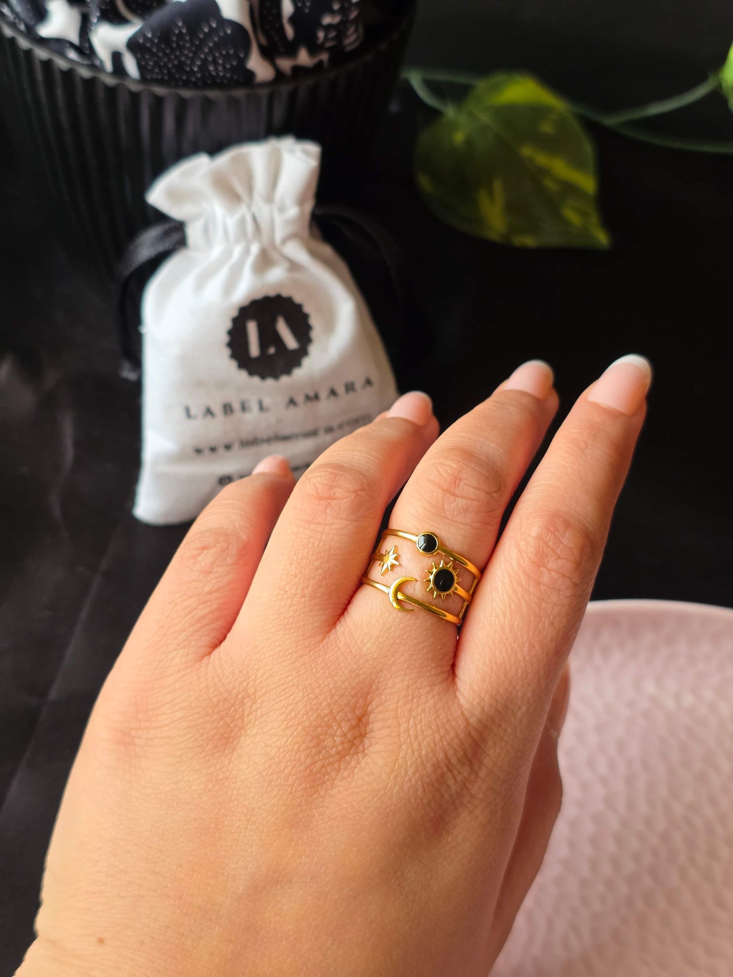 Soleil Nocturne Ring