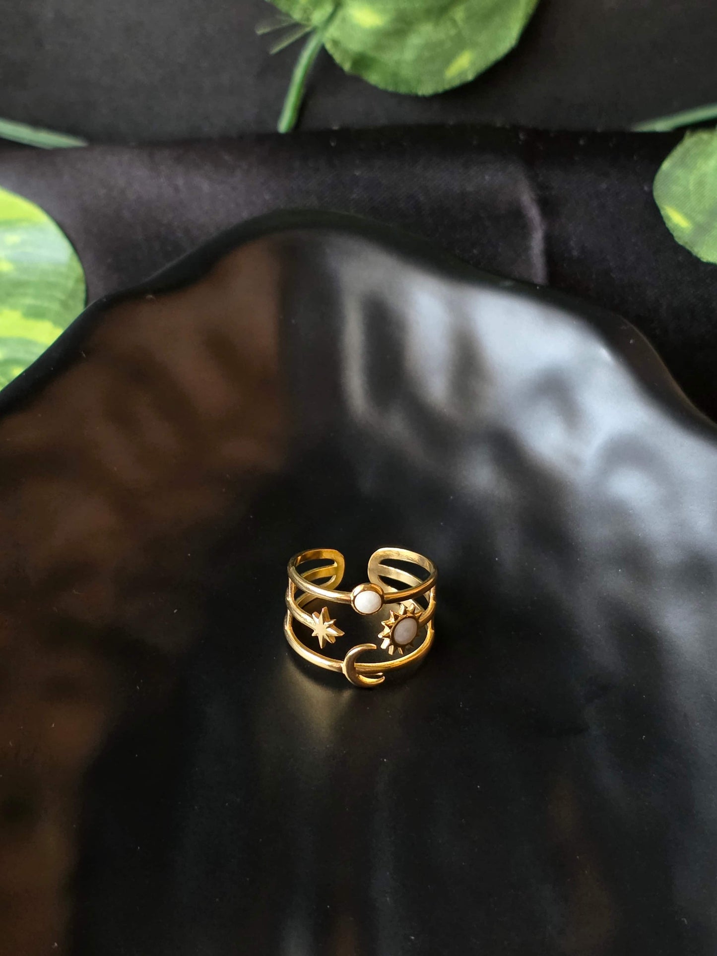 Soleil Nocturne Ring