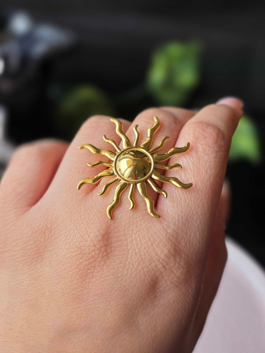 Lunelle Ray Ring
