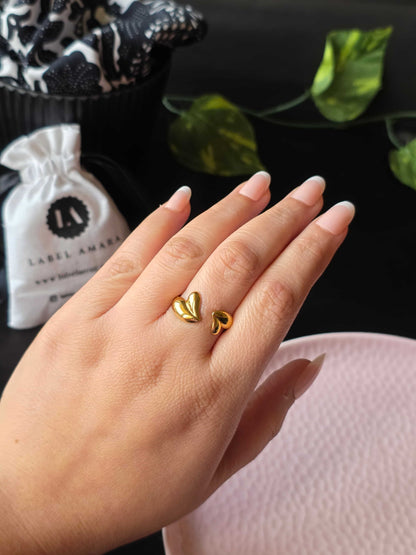Amora Twin Heart Ring
