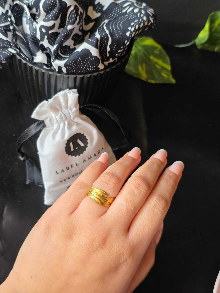 Sylvi Band Ring