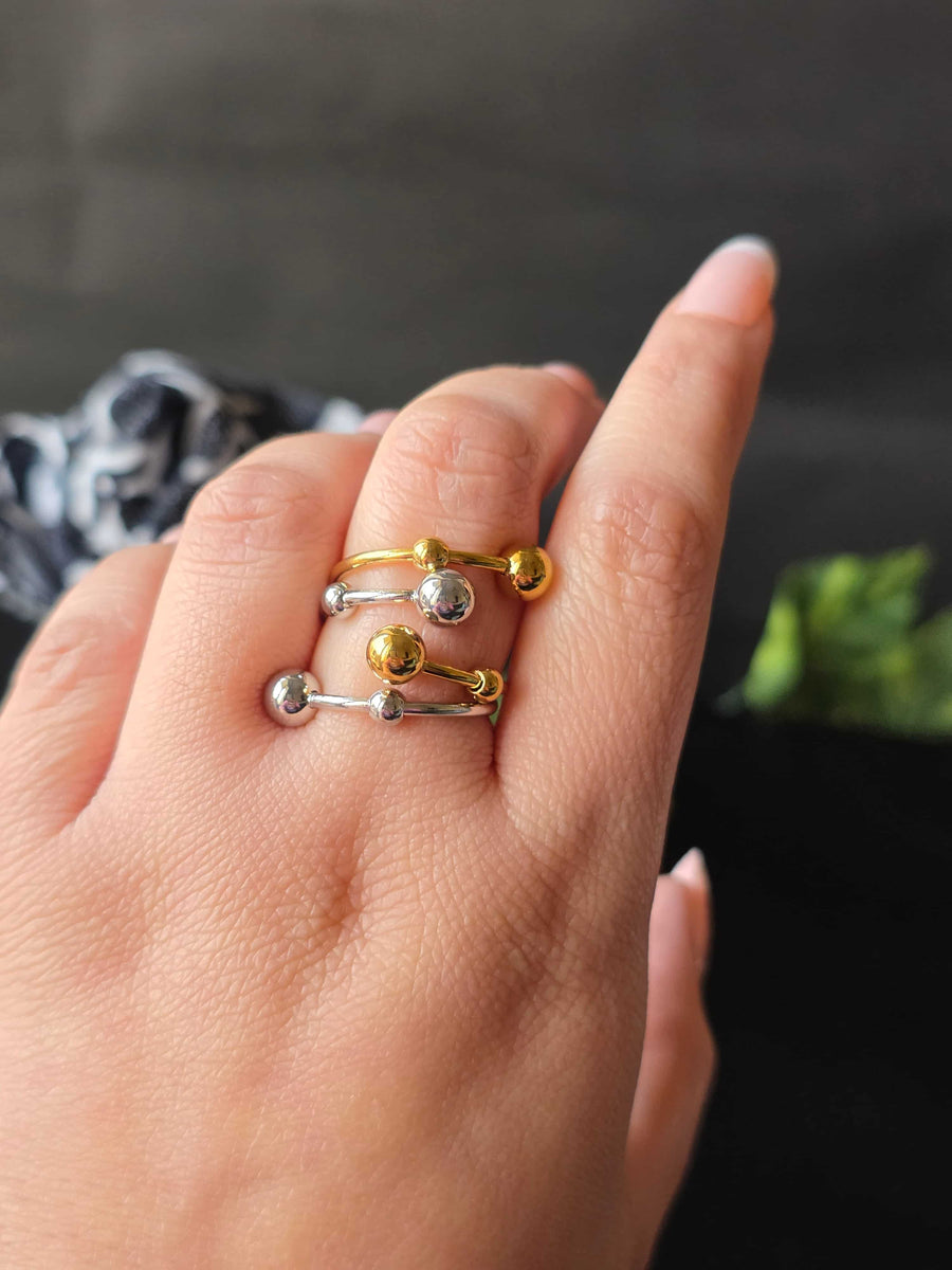 Liora Twist Ring