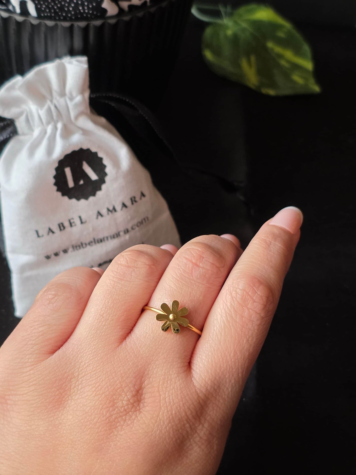 Amara Petal Ring