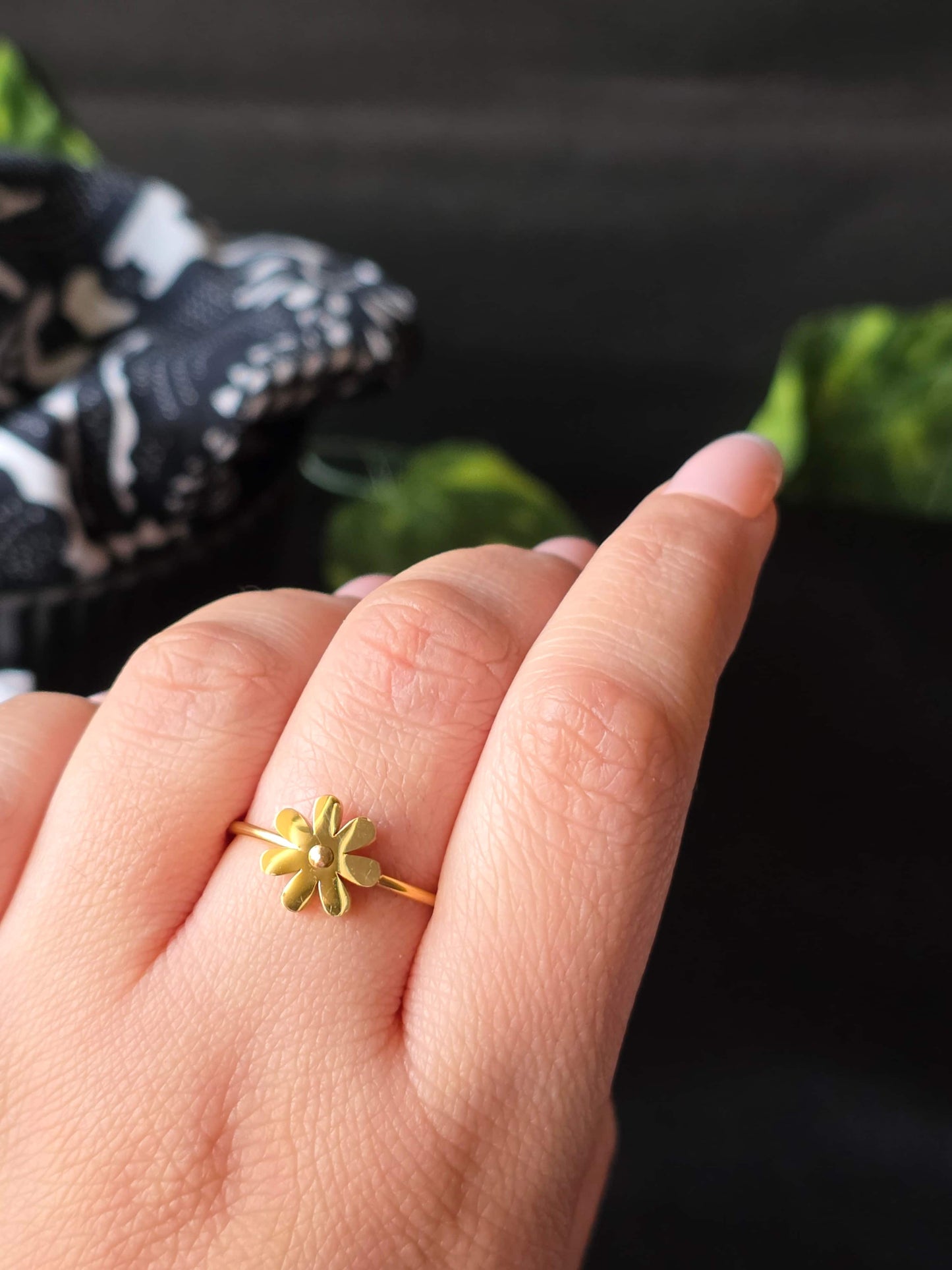 Amara Petal Ring