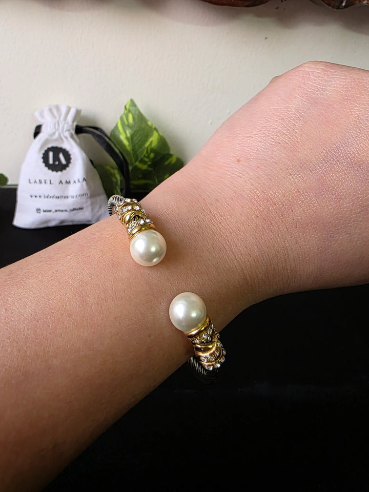Chandrika Pearl Cuff