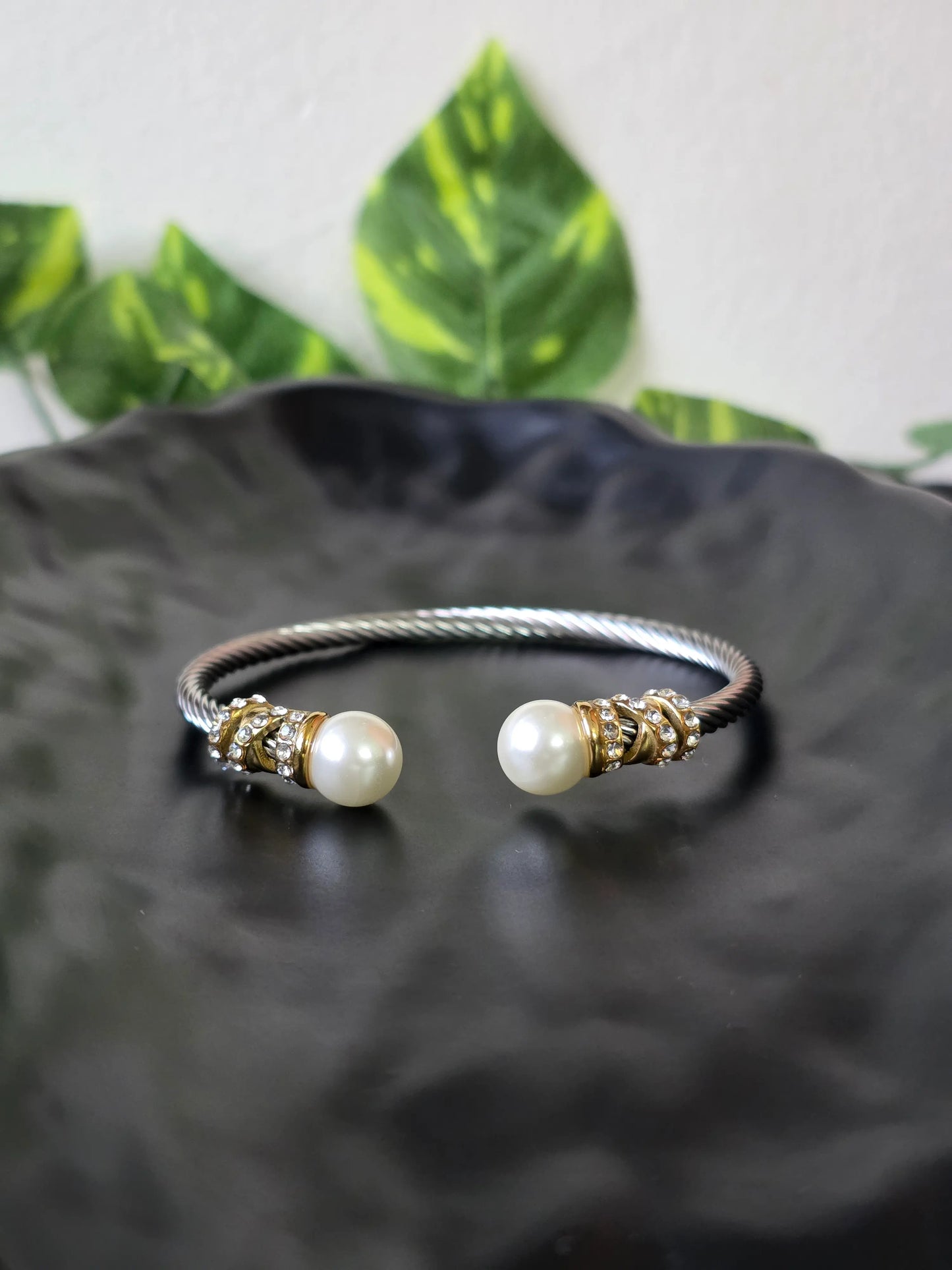 Chandrika Pearl Cuff