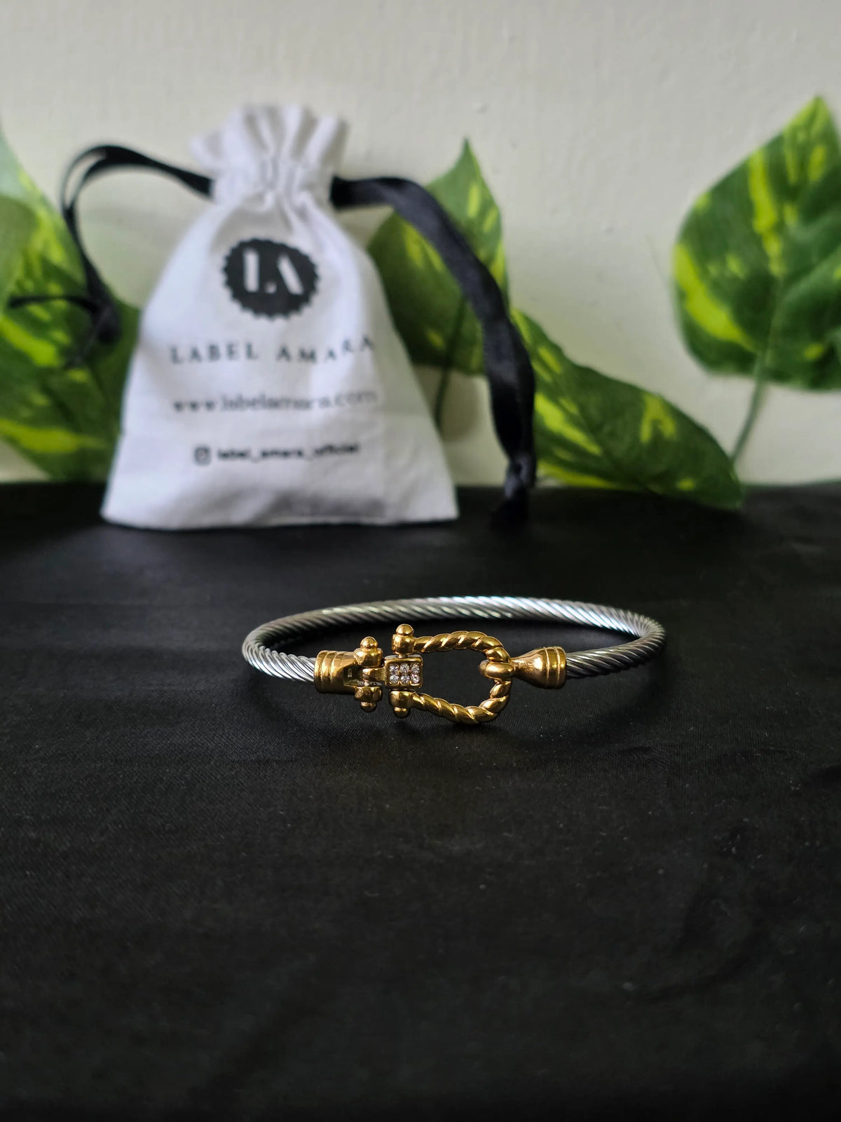 Riyasat Bangle