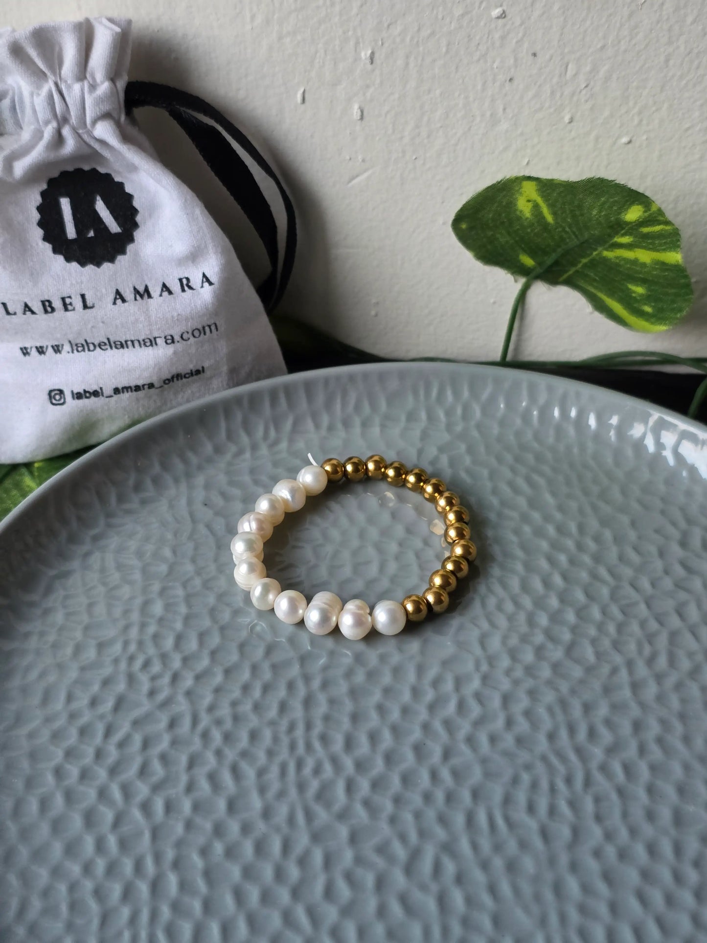 Eclaire Natural Pearl Bracelet