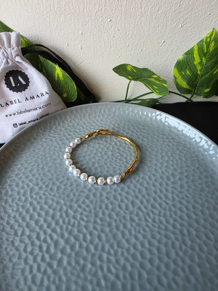 Alma Pearl Bracelet