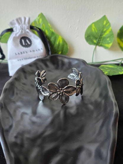Petal Muse Bangle