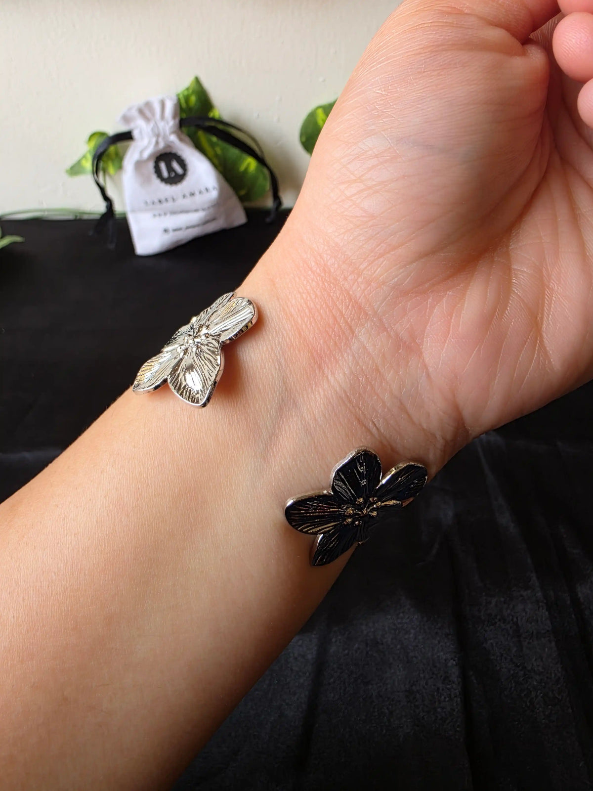 Petal Muse Bangle