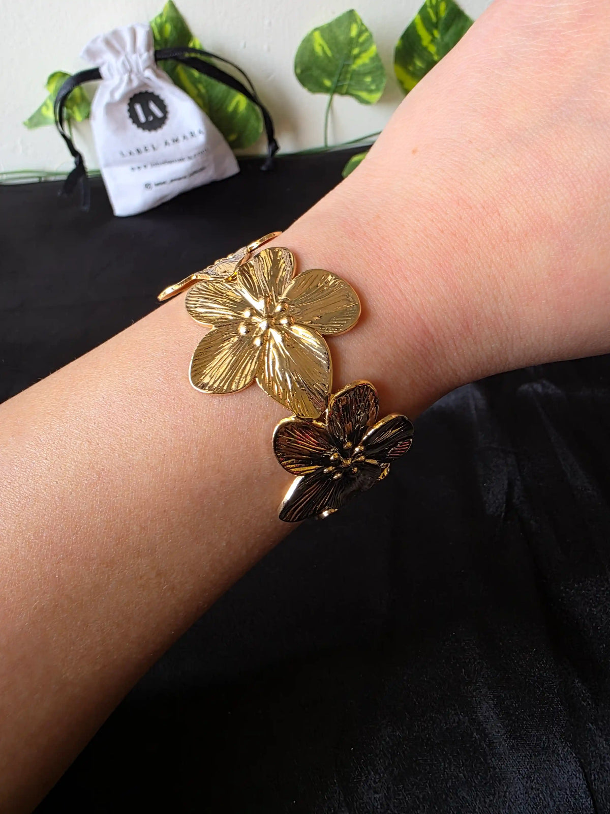 Petal Muse Bangle