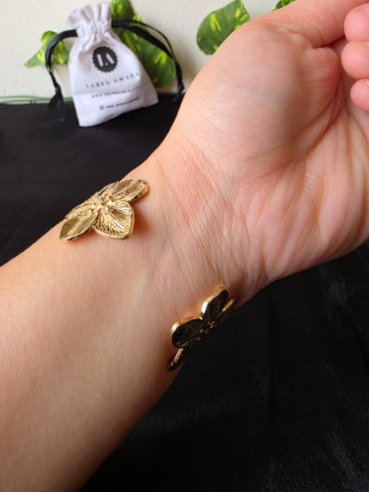 Petal Muse Bangle