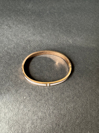 Frosty Bracelet