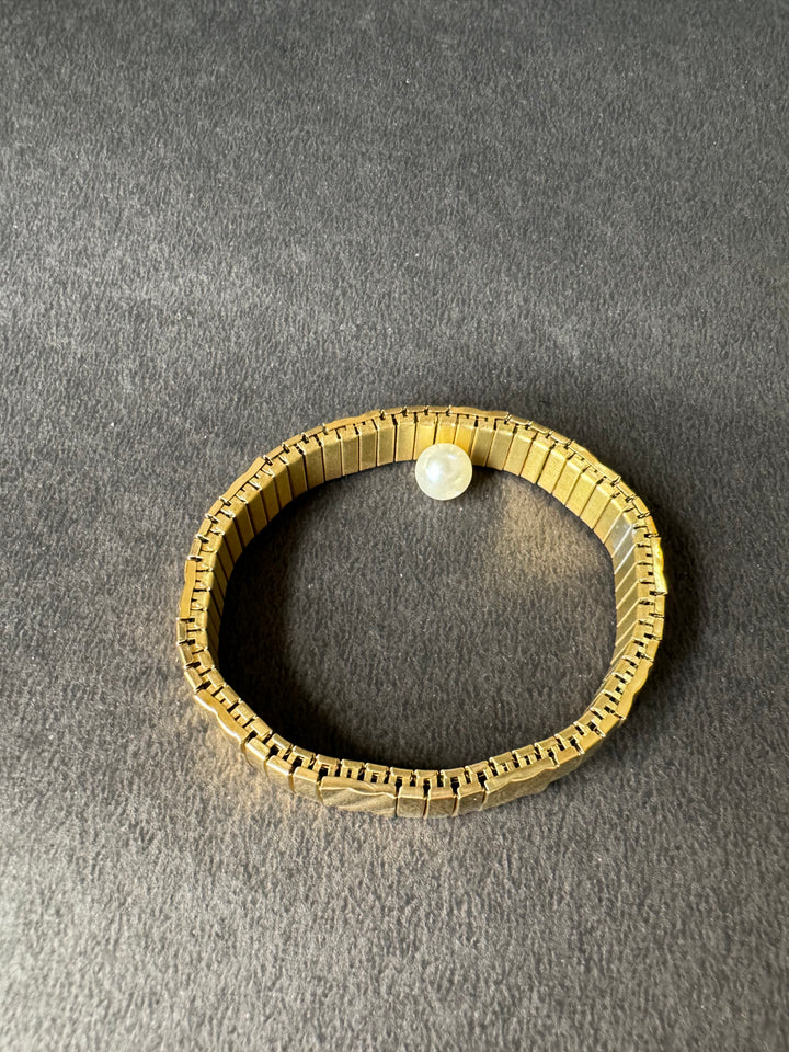 Ethereal Luxe Bracelet - Rising Slant Squary