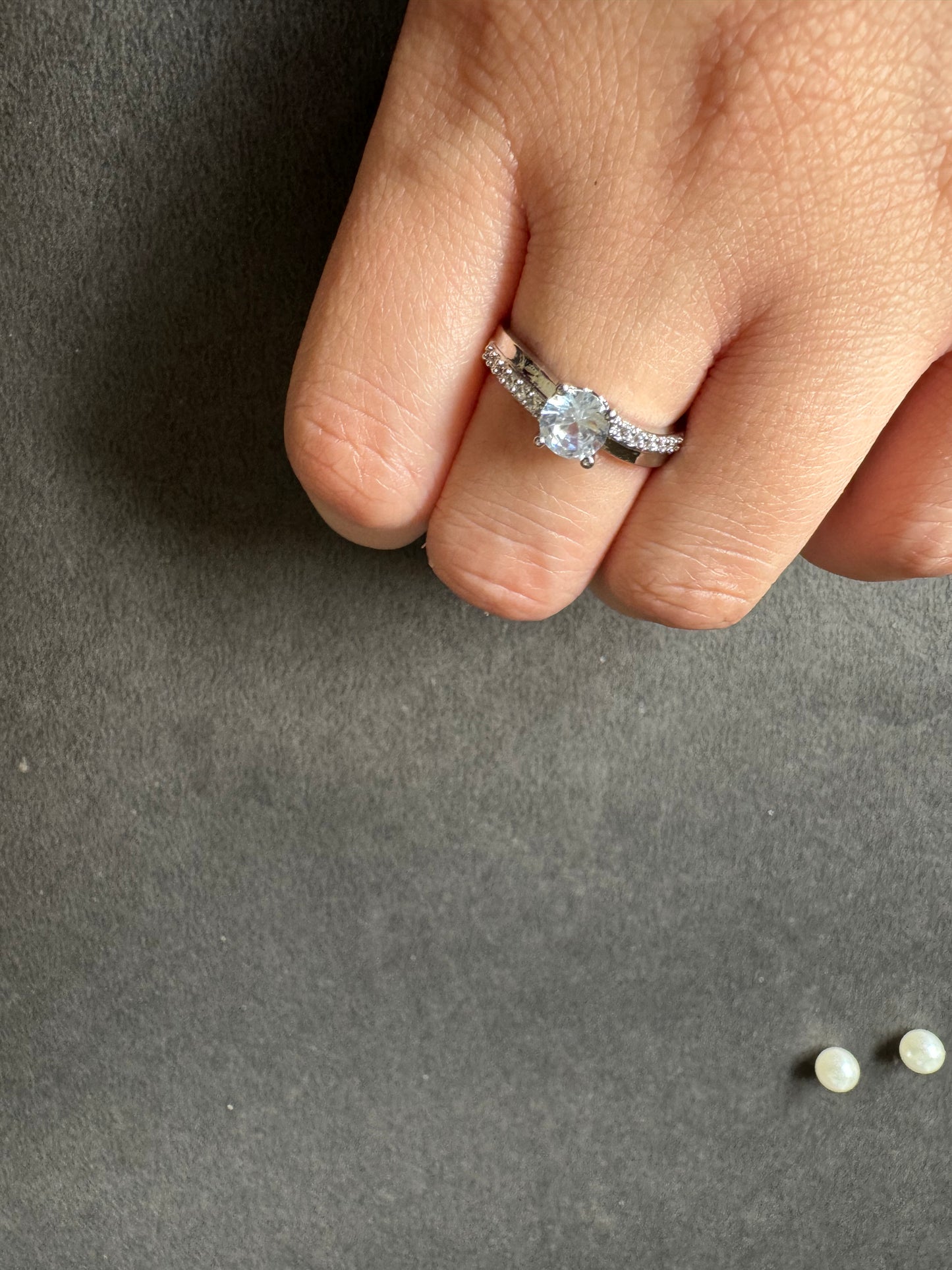 Elite Luxury Ring